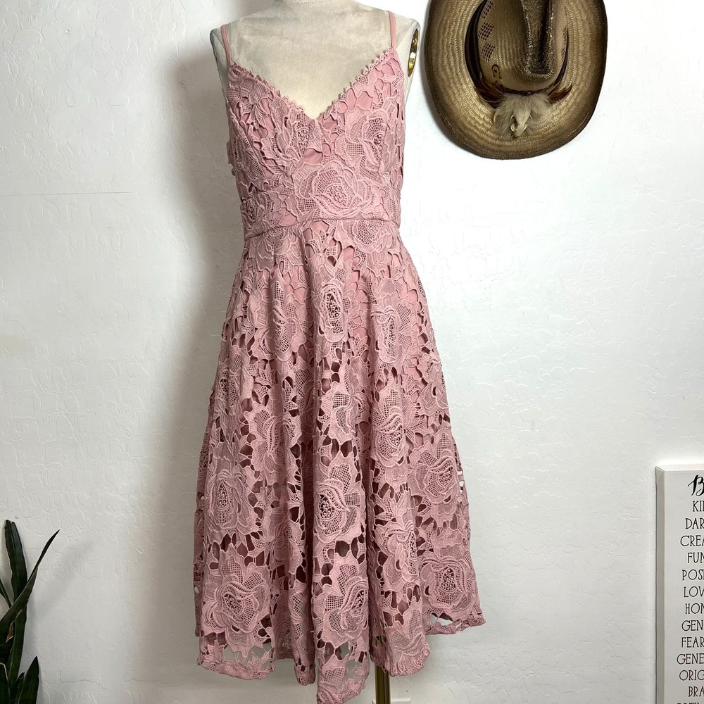 Lulus Nora Lee Lace Midi Dress Dusty Rose Pink Crochet Cocktail Wedding Sz S